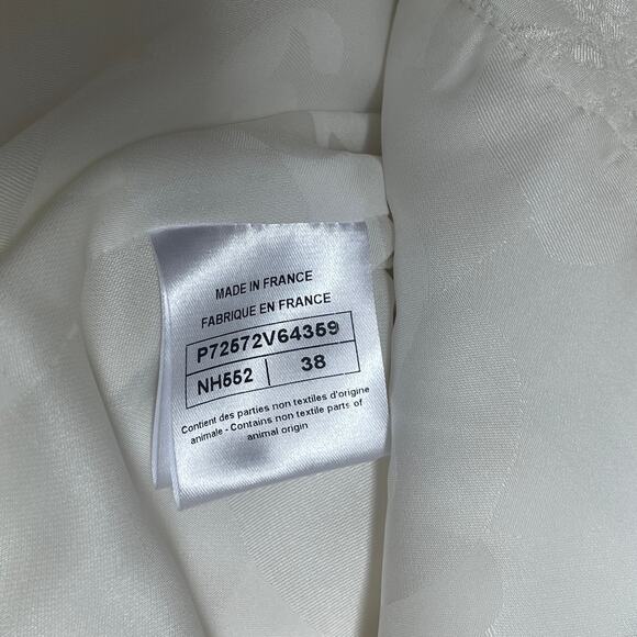 Rare 2023 CHANEL Sequin Ruffle Jacket | Sunburst Strass Buttons, Ivory Jacquard - Picture 8 of 16